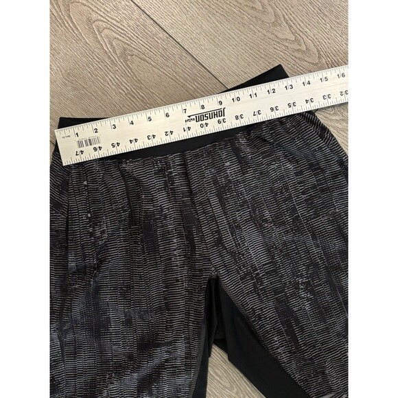 Lululemon Shorts Men's Medium Black Grey Pace Breaker T.H.E Unlined Gym Yoga - Picture 4 of 6